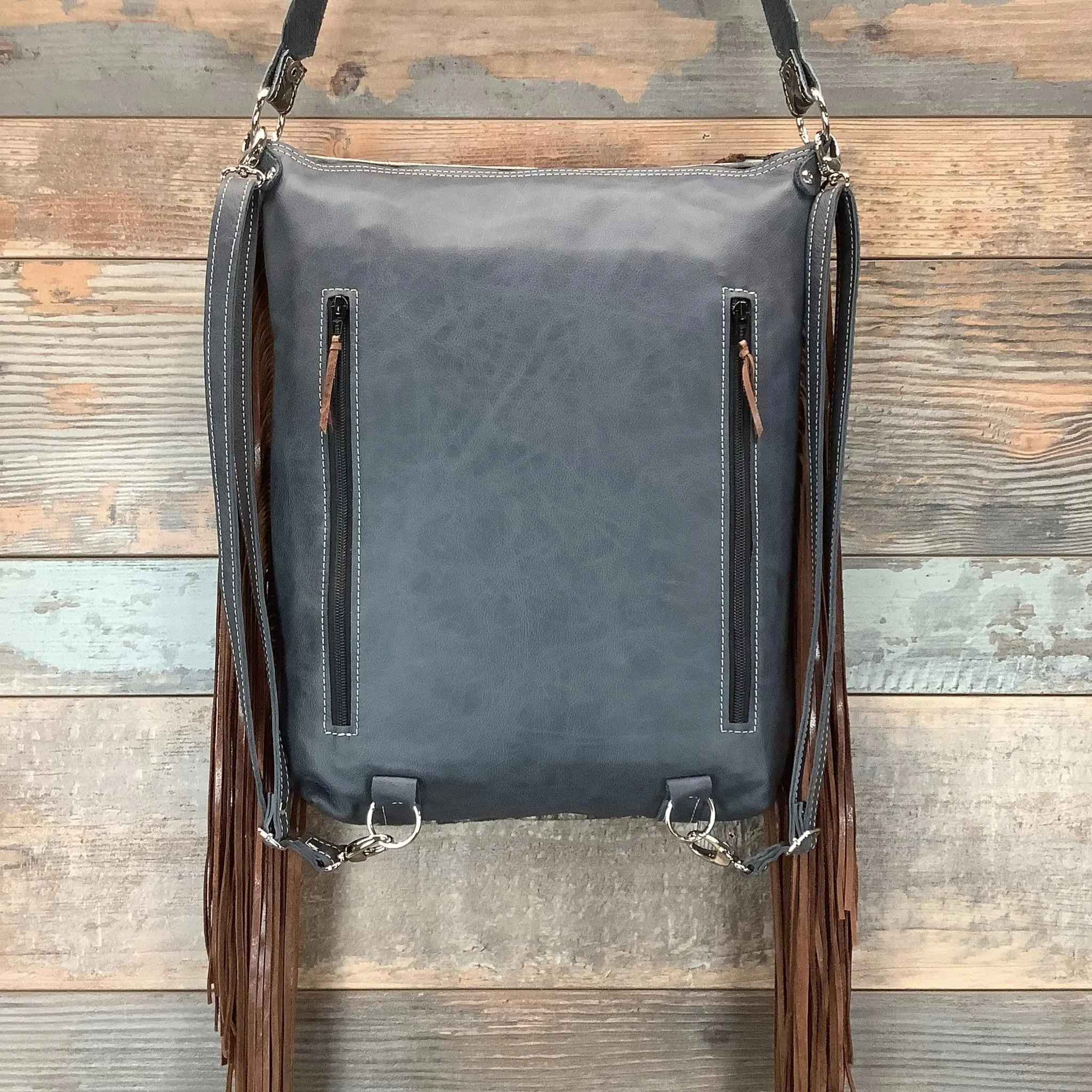 Bagpack - 18" Fringe Dual Conceal Carry  #48190