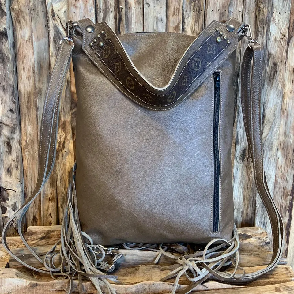 Bagpack-  LV Specialty Collection #16201