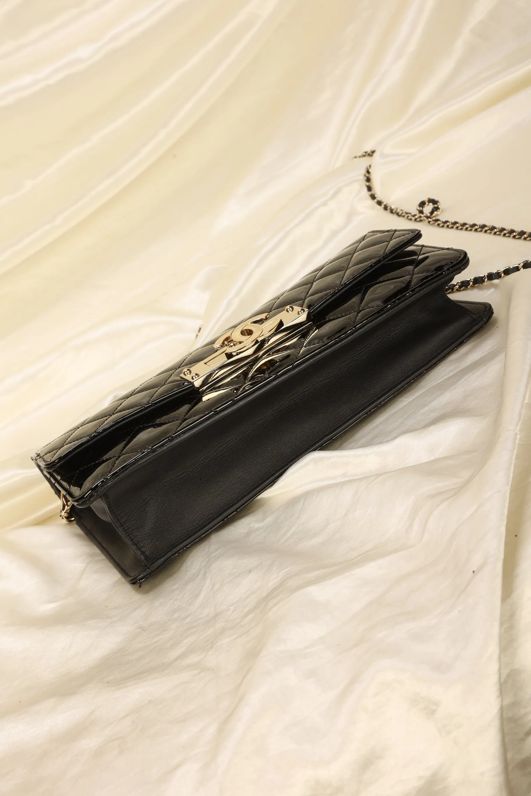 CL Patent CC Chain Bag