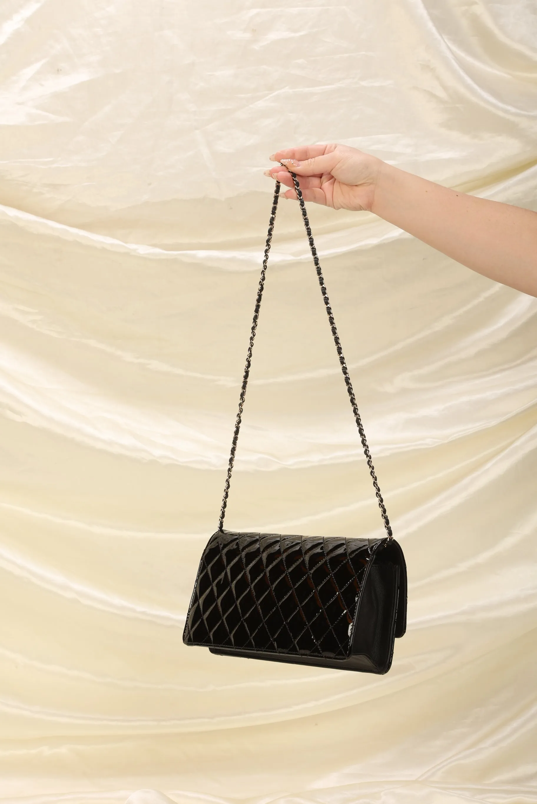 CL Patent CC Chain Bag