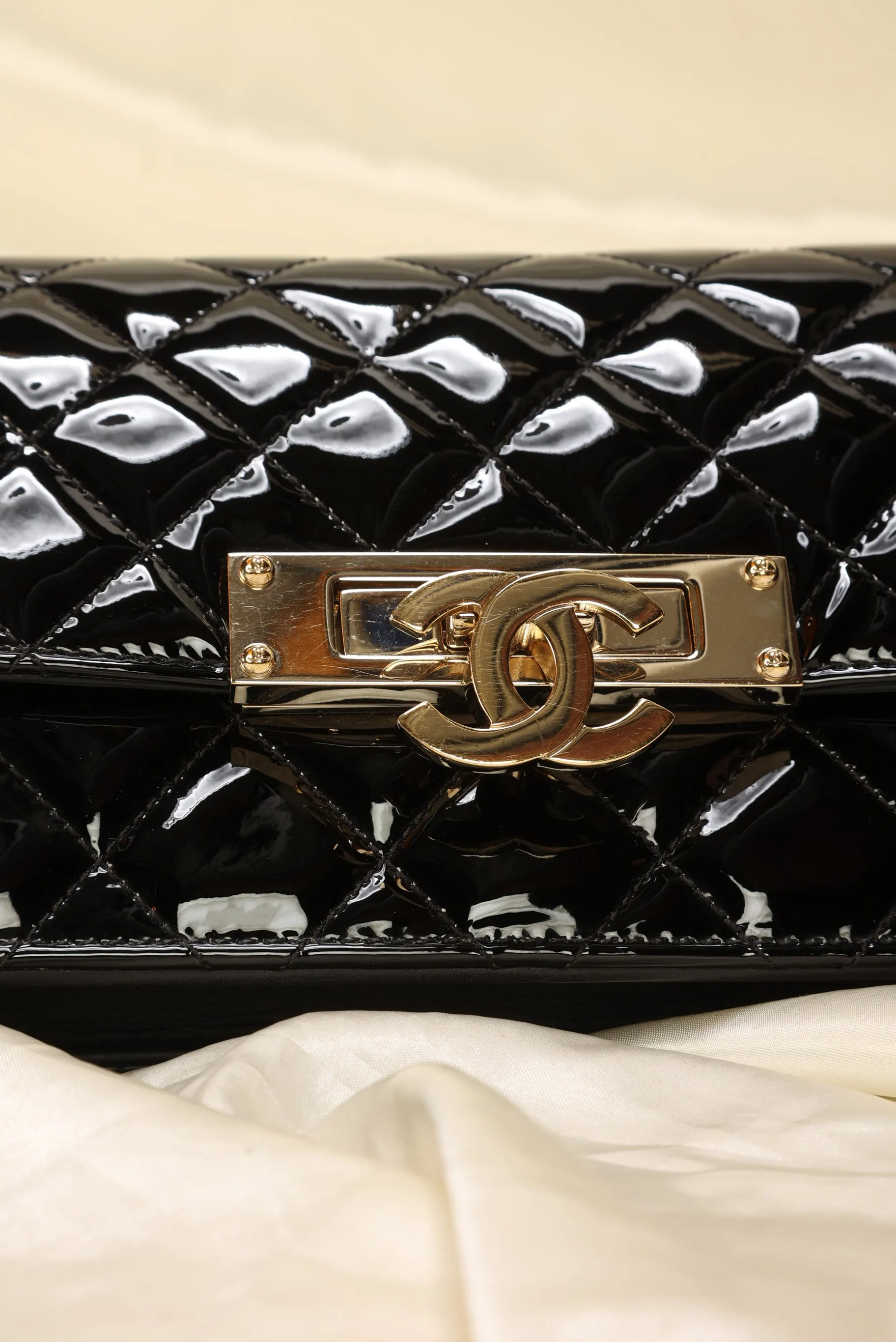 CL Patent CC Chain Bag