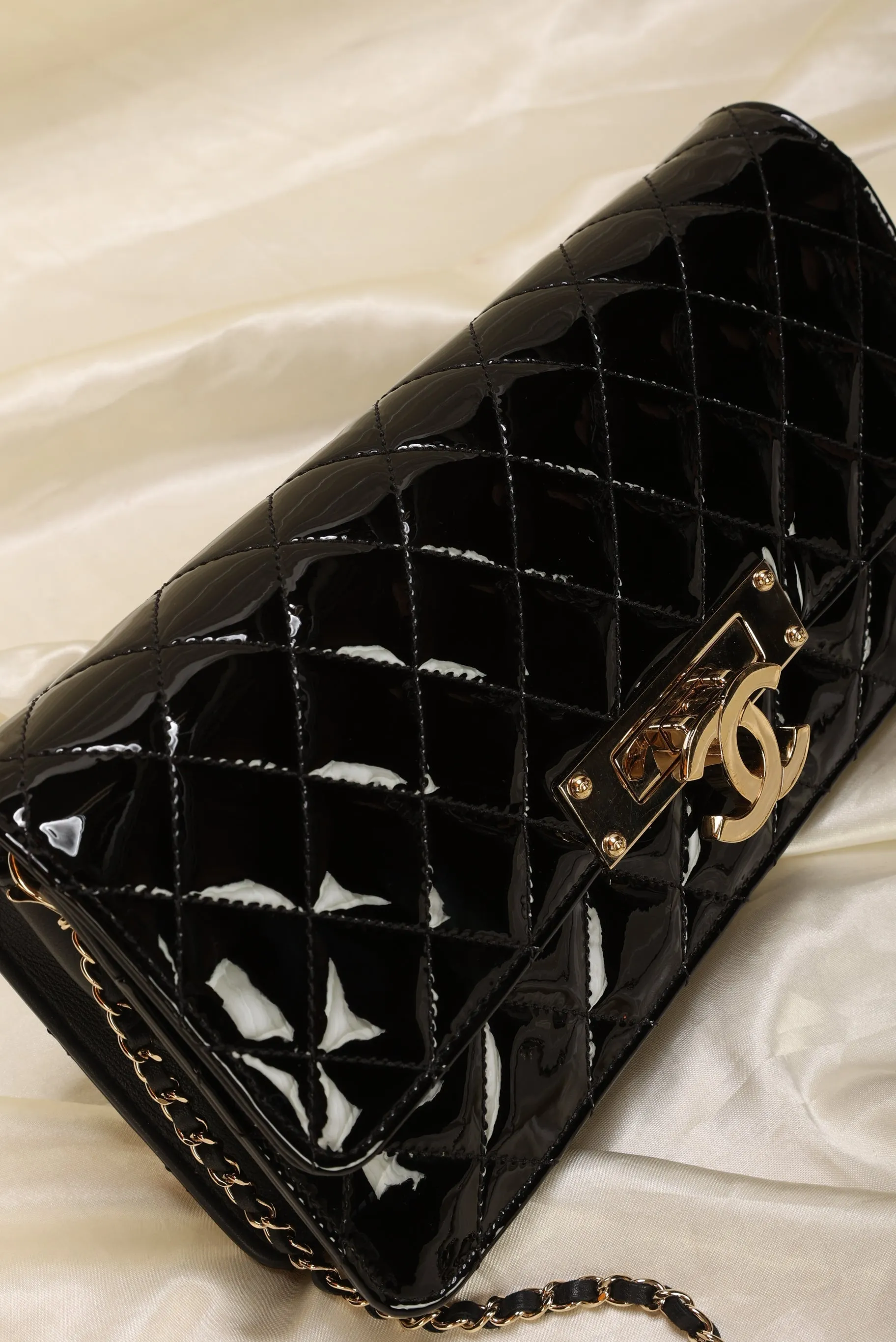CL Patent CC Chain Bag
