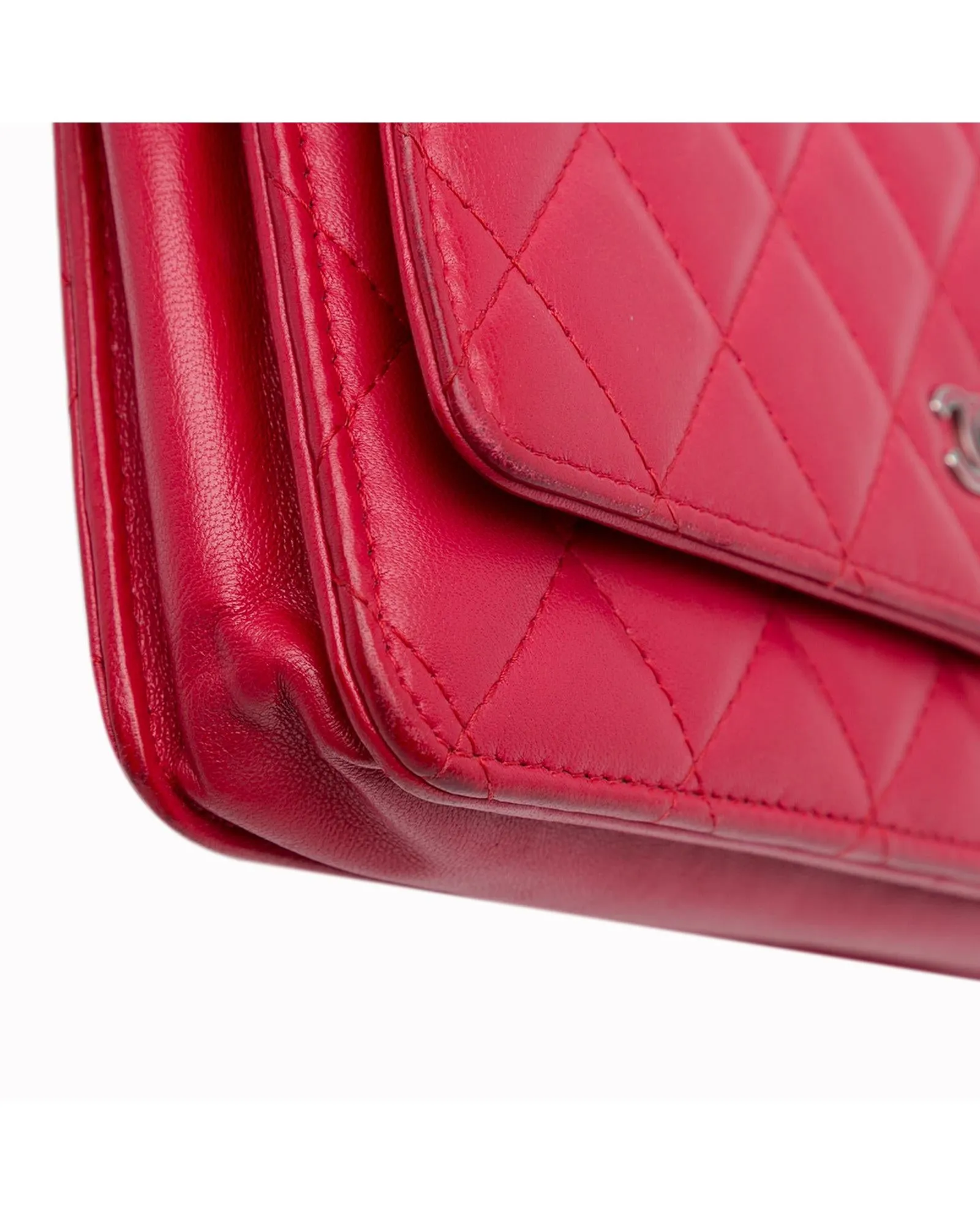 Quilted Lambskin Wallet on Chain