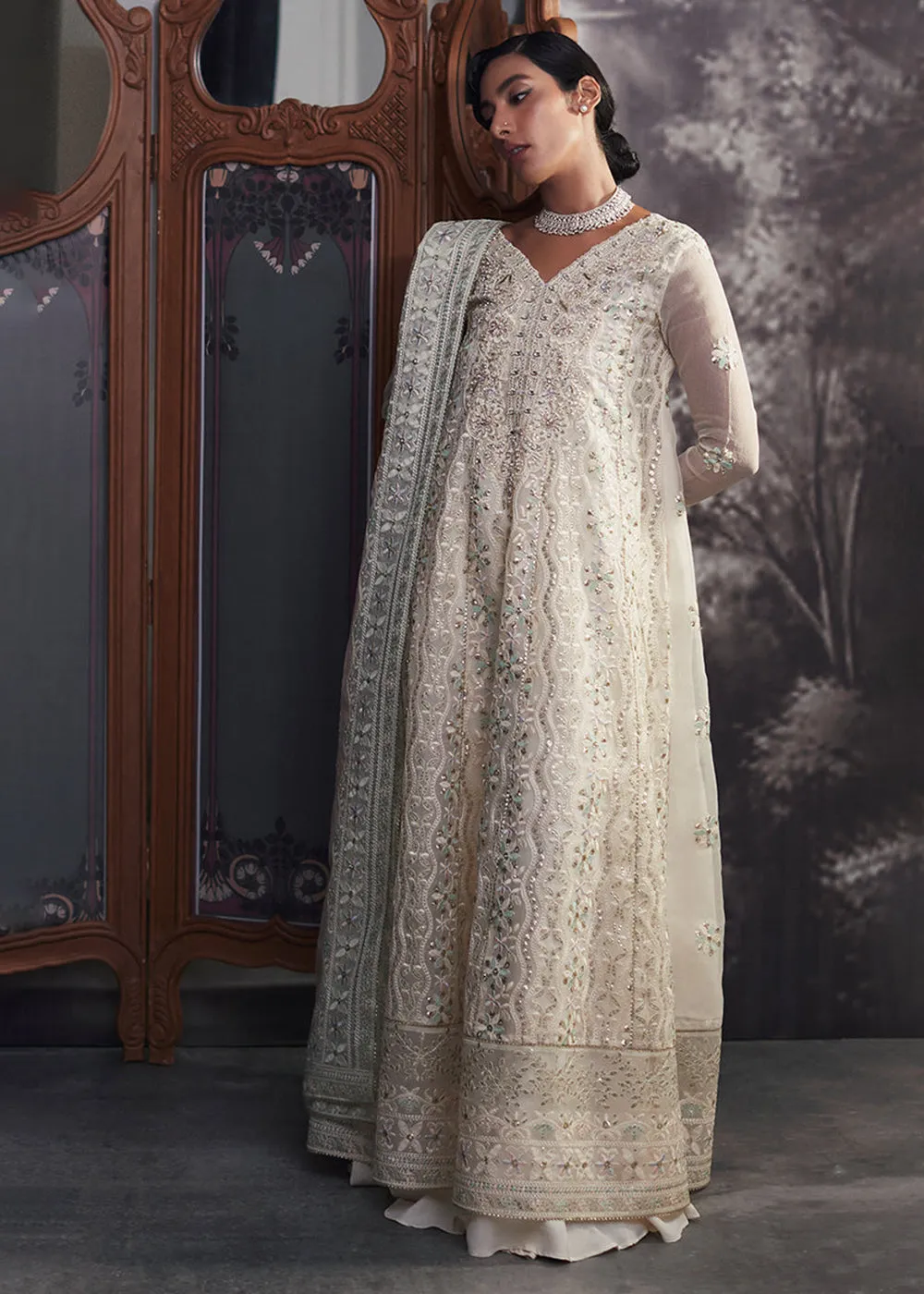 White Organza Net Pakistani Suit | Mushq | Qala Kamdaani | Aaila
